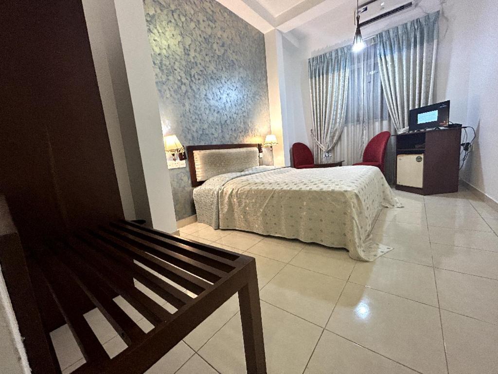 K And K Country Resort Minuwangoda Bagian luar foto