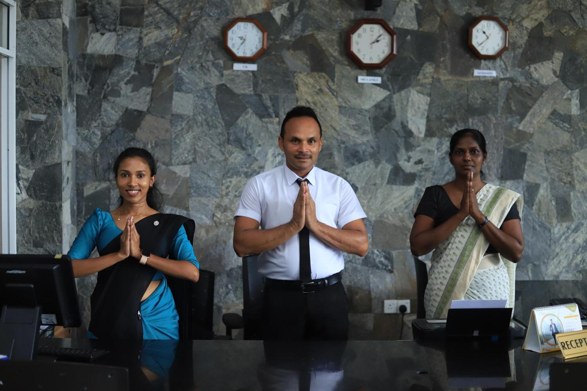 K And K Country Resort Minuwangoda Bagian luar foto