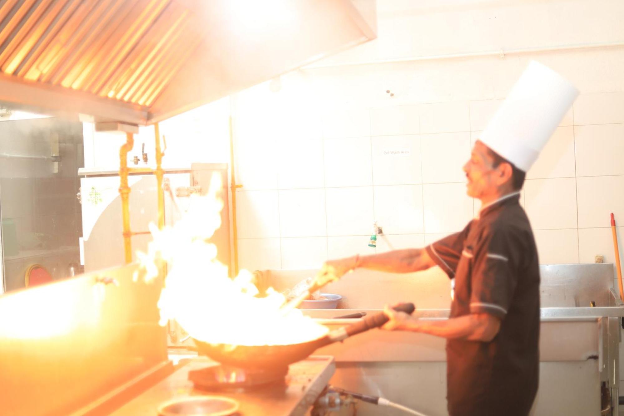 K And K Country Resort Minuwangoda Bagian luar foto