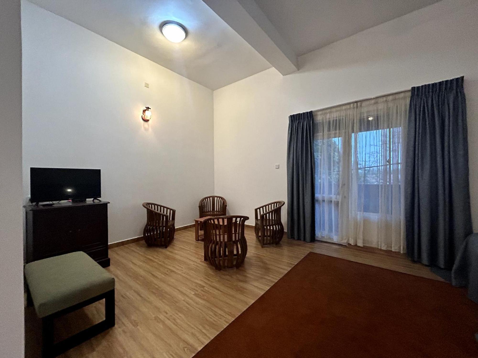 K And K Country Resort Minuwangoda Bagian luar foto