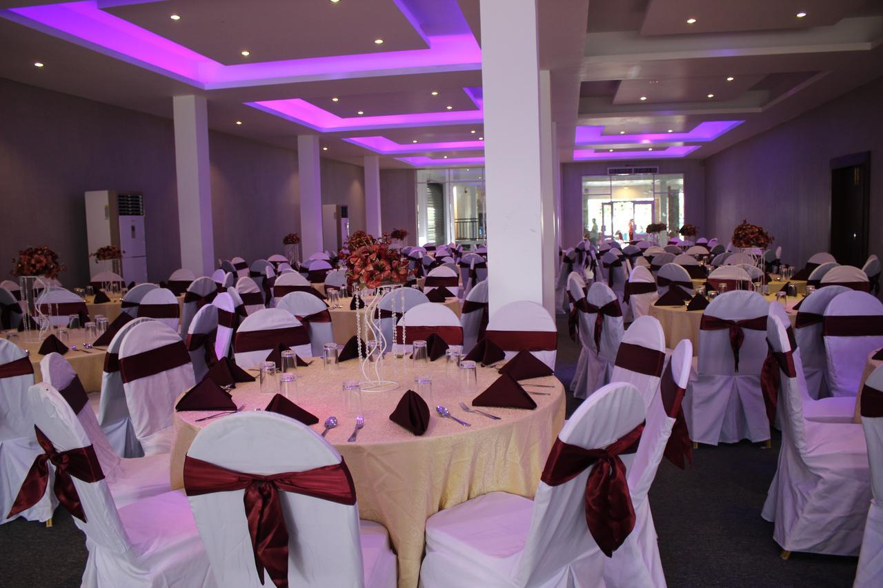 K And K Country Resort Minuwangoda Bagian luar foto