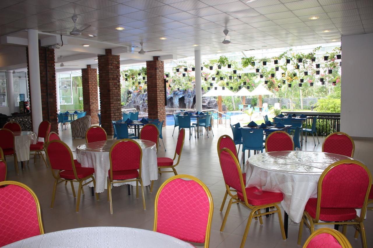 K And K Country Resort Minuwangoda Bagian luar foto