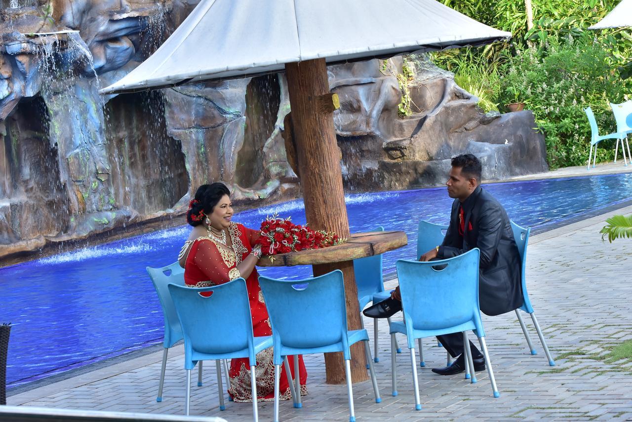 K And K Country Resort Minuwangoda Bagian luar foto