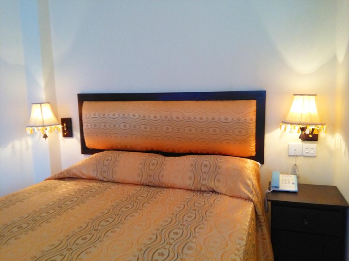 K And K Country Resort Minuwangoda Bagian luar foto